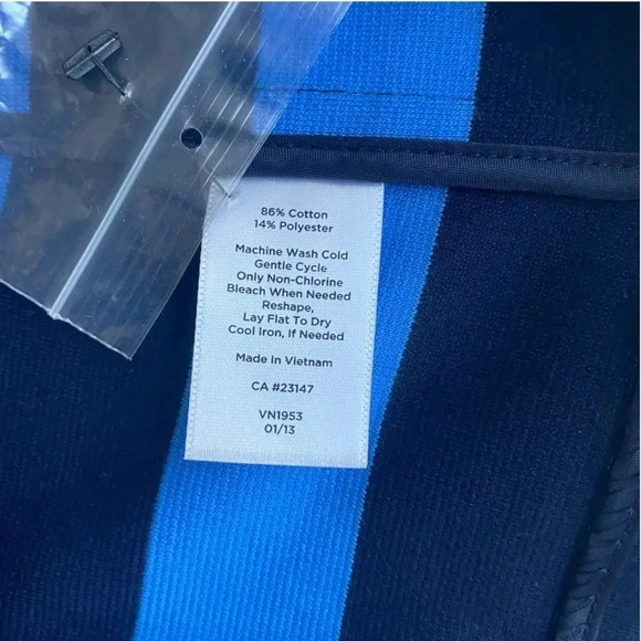 New Talbots Black Blue Striped Button Down Pockets Blazer
Nautical Petite medium - Picture 11 of 15